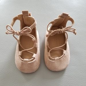 OLD NAVY BALLERINA SHOES SIZE 1